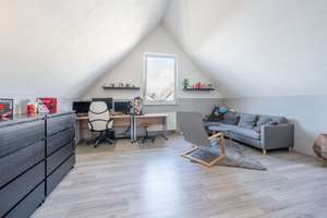 Reihenmittelhaus in Osterfeld mit 6 Zimmern und kleinem Garten – Die vollständige Adresse der Immobilie erhältst du vom Anbieter., 46117 Osterfeld-West, Oberhausen – Vorschaubild 21
