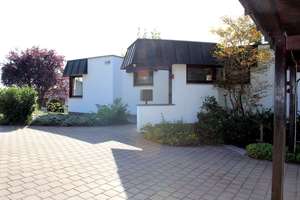 Repräsentative Villa mit einzigartigem Ausblick auf Villingen in 78048 Villingen-Schwenningen – Die vollständige Adresse der Immobilie erhältst du vom Anbieter., 78048 Villingen, Villingen-Schwenningen – Vorschaubild 6