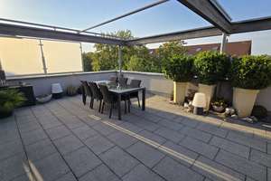 Außergewöhnliche 4,5 Zimmer Wohnung mit riesiger Dachterrasse und 2 TG-Stellplätzen in Ortsrandlage! – Die vollständige Adresse der Immobilie erhältst du vom Anbieter., 71106 Magstadt – Vorschaubild 4