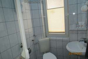 Renovierte Maisonette-Wohnung auf 2 Ebenen,  3 1/2 Zimmer mit Balkon & Terrassennutzung bezugsfertig – Lösorter Straße 20, 47137 Mittelmeiderich, Duisburg – Vorschaubild 13