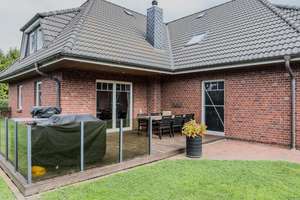 Wohnen mit Raum und Qualität – Gepflegtes Einfamilienhaus in Achtrup – Die vollständige Adresse der Immobilie erhältst du vom Anbieter., 25917 Achtrup – Vorschaubild 1