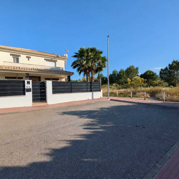 Spektakuläre freistehende Villa mit Pool in bester Lage von La Alcayna