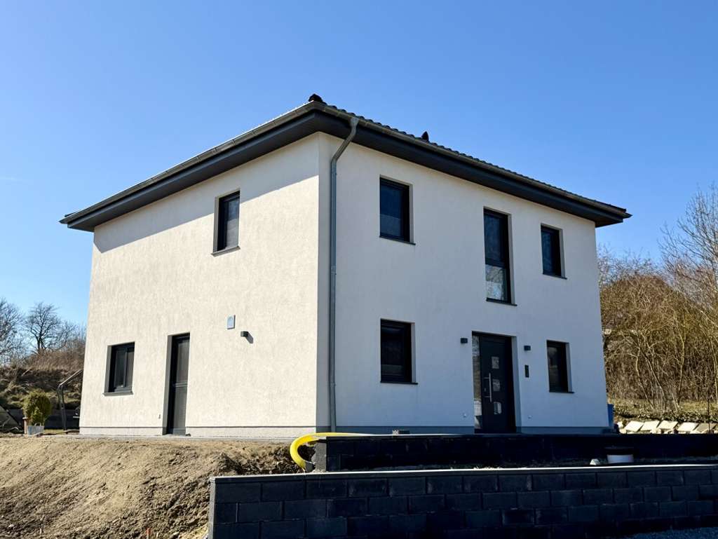 Immobilie in Sassnitz - Provisionsfrei! Stilvolle Stadtvilla - neu, modern und effizent - in Sassnitz! - Bild 2