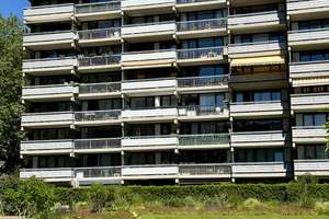 Vollständig renovierte 4-Zimmer-Wohnung im 3. OG mit 2 Balkonen und Garage in Köln-Weiden – Lübecker Str. 13, 50858 Weiden, Köln – Vorschaubild 26