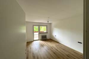 Erstbezug nach Sanierung: 3,5-Zi.-Wohnung mit Balkon in direkter U-Bahn Nähe – Die vollständige Adresse der Immobilie erhältst du vom Anbieter., 70567 Möhringen-Ost, Stuttgart – Vorschaubild 10