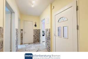 Moderne 4-Zimmer-Wohnung mit Garten