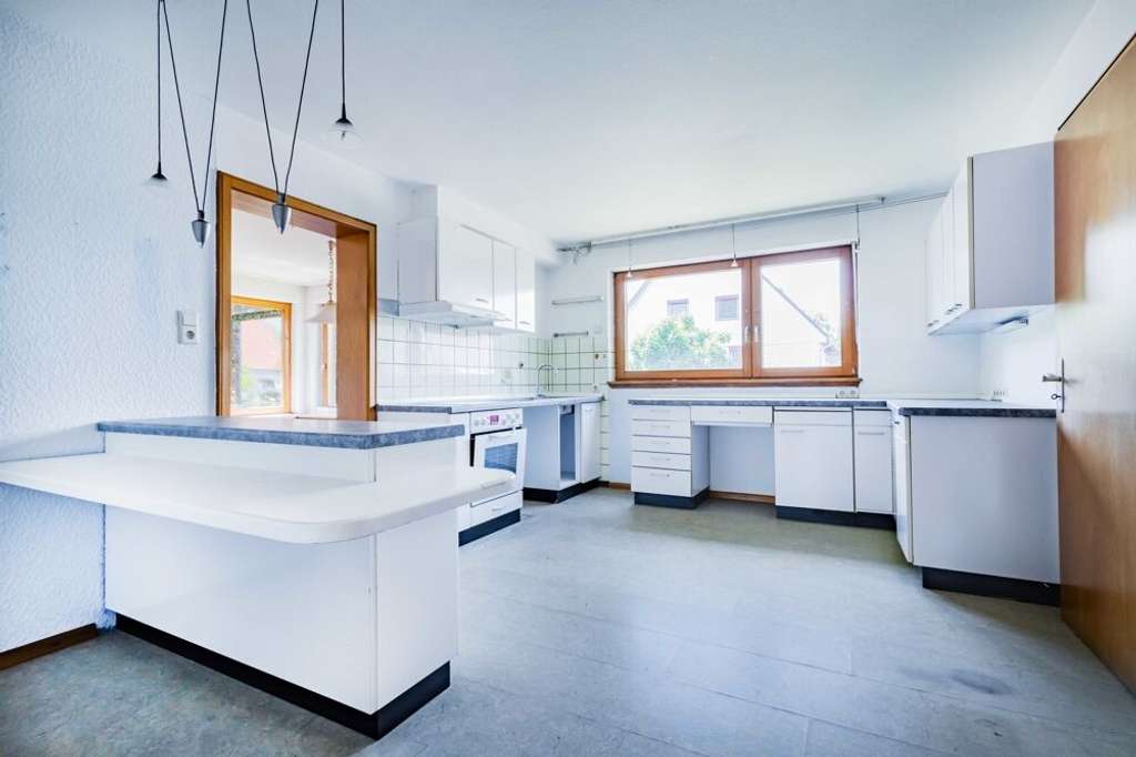 Immobilie in Herbolzheim - Teilrenoviertes Generationenhaus in Herbolzheim - Bild 2