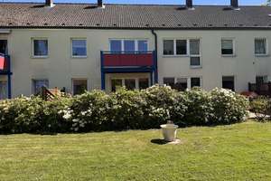 Renovierungsbedürftiges Raumwunder mit sonniger Terrasse in Fuhlsbüttel