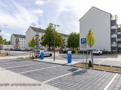 Wir haben einen Doppelstellplatz auf der authentic Hilgenbornstraße zu vermieten.