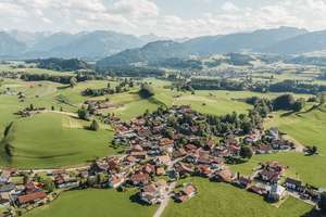 Herrliche Erdgeschosswohnung mit Garten & Terrassenbereich in absoluter Bestlage -  3Zi, EBK, Garage – Die vollständige Adresse der Immobilie erhältst du vom Anbieter., 87527 Sonthofen – Vorschaubild 8