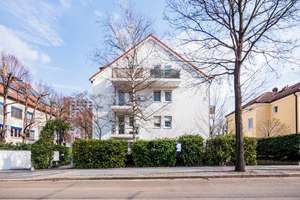 Charmante 1-Raumwohnung mit eigener Terrasse und Tiefgaragenstellplatz in direkter Uni nähe.