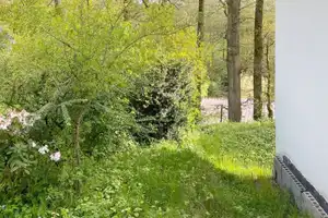 Charmante Doppelhaushälfte in Schneckenlohe – Perfekt gepflegt mit modernen Annehmlichkeiten – Kronach (Kreis) – Vorschaubild 12