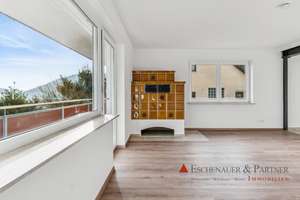 IDEAL FÜR PAARE UND FAMILIEN - Frisch sanierte 4 ZKBB mit Panorama-Balkon und tollem Ausblick – Die vollständige Adresse der Immobilie erhältst du vom Anbieter., 69118 Ziegelhausen, Heidelberg – Vorschaubild 2