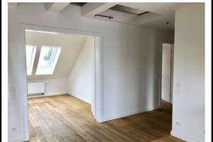 Helle 2,5-Zimmer-Dachgeschosswohnung mit Balkon in Döhren – Die vollständige Adresse der Immobilie erhältst du vom Anbieter., 30519 Döhren, Hannover – Vorschaubild 5