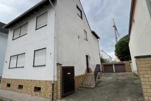 Großes 2 Familienhaus von Privat, mit Kellerwohnung, 2 Garagen und Hof für 3-5 Stellplätze – Rhein-Pfalz-Kreis – Vorschaubild 1