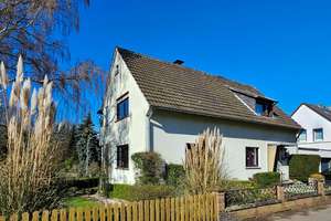 Bad Honnef! Einfamilienhaus in idyllischer Randlage - sanierungsbedürftig! – Die vollständige Adresse der Immobilie erhältst du vom Anbieter., 53604 Bad Honnef – Vorschaubild 3