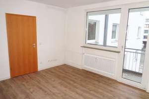 Helle 2 Zimmer mit Balkon, moderne Ausstattung, Bad mit Dusche, guter Schnitt, separate Küche – Schild 3, 38100 Innenstadt, Braunschweig – Vorschaubild 12