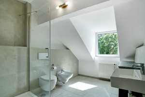Großzügiges Wohnen: Doppelhaushälfte mit Einliegerwohnung & Garten – München – Vorschaubild 19