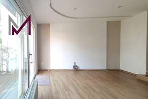 Reihenmittelhaus mit Studio-Dachgeschoss und schönem Garten – Die vollständige Adresse der Immobilie erhältst du vom Anbieter., 61191 Rosbach vor der Höhe – Vorschaubild 1