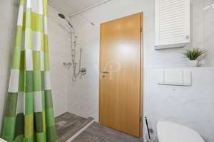 Lichtdurchflutetes Einfamilienhaus mit großzügigem Grundriss und Garten im Pädagogenviertel. – Die vollständige Adresse der Immobilie erhältst du vom Anbieter., 26384 Heppens, Wilhelmshaven – Vorschaubild 11