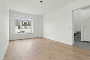 Modernes Wohnen: Doppelhaushälfte mit Garten und Garage – Die vollständige Adresse der Immobilie erhältst du vom Anbieter., 53229 Holtorf, Bonn – Vorschaubild 12