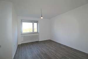 2. OG / 3 Zimmer mit Balkon – Am Flugfeld 101, 87600 Oberbeuren, Kaufbeuren – Vorschaubild 3