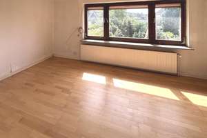 Charmantes Reihenendhaus mit großem Grundstück und Entwicklungspotenzial – Die vollständige Adresse der Immobilie erhältst du vom Anbieter., 23568 Schlutup, Lübeck – Vorschaubild 8