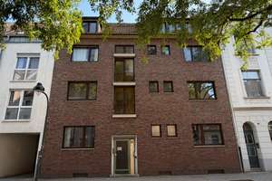 Attraktive 3-Zi-Wohnung mit Dachterrasse in Düsseldorf-Benrath