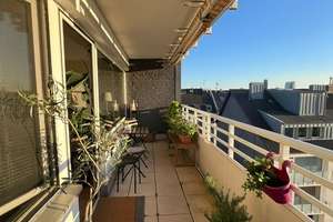 Teilmöblierte 2-Zimmer-Wohnung mit Balkon in Pempelfort – Augustastraße 32, 40477 Pempelfort, Düsseldorf – Vorschaubild 2