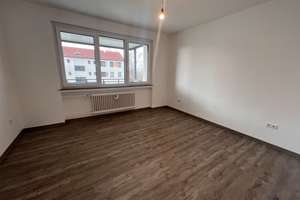 Frisch renovierte 4-Zimmer-Wohnung im 2. Obergeschoss mit großem Balkon – In der Dodesheide 142, 49088 Dodesheide, Osnabrück – Vorschaubild 11