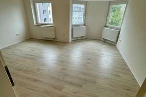 Großzügige 4-Zimmer-Wohnung mit ca. 135 m², Balkon, 2 Bädern, Aufzug und Garage in Düsseldorf-Bilk – 40223 Bilk, Düsseldorf – Vorschaubild 19