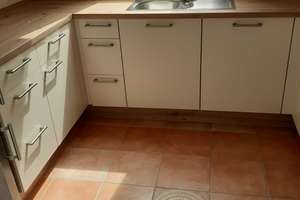 Wohnen mit Charakter: Dachgeschosswohnung in Rosenheim – Die vollständige Adresse der Immobilie erhältst du vom Anbieter., 83024 Nord, Rosenheim – Vorschaubild 4