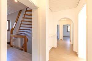 Einzigartiges Traumhaus in neuwertigem Zustand mit unbegrenzten Möglichkeiten – Heilbronn (Kreis) – Vorschaubild 5