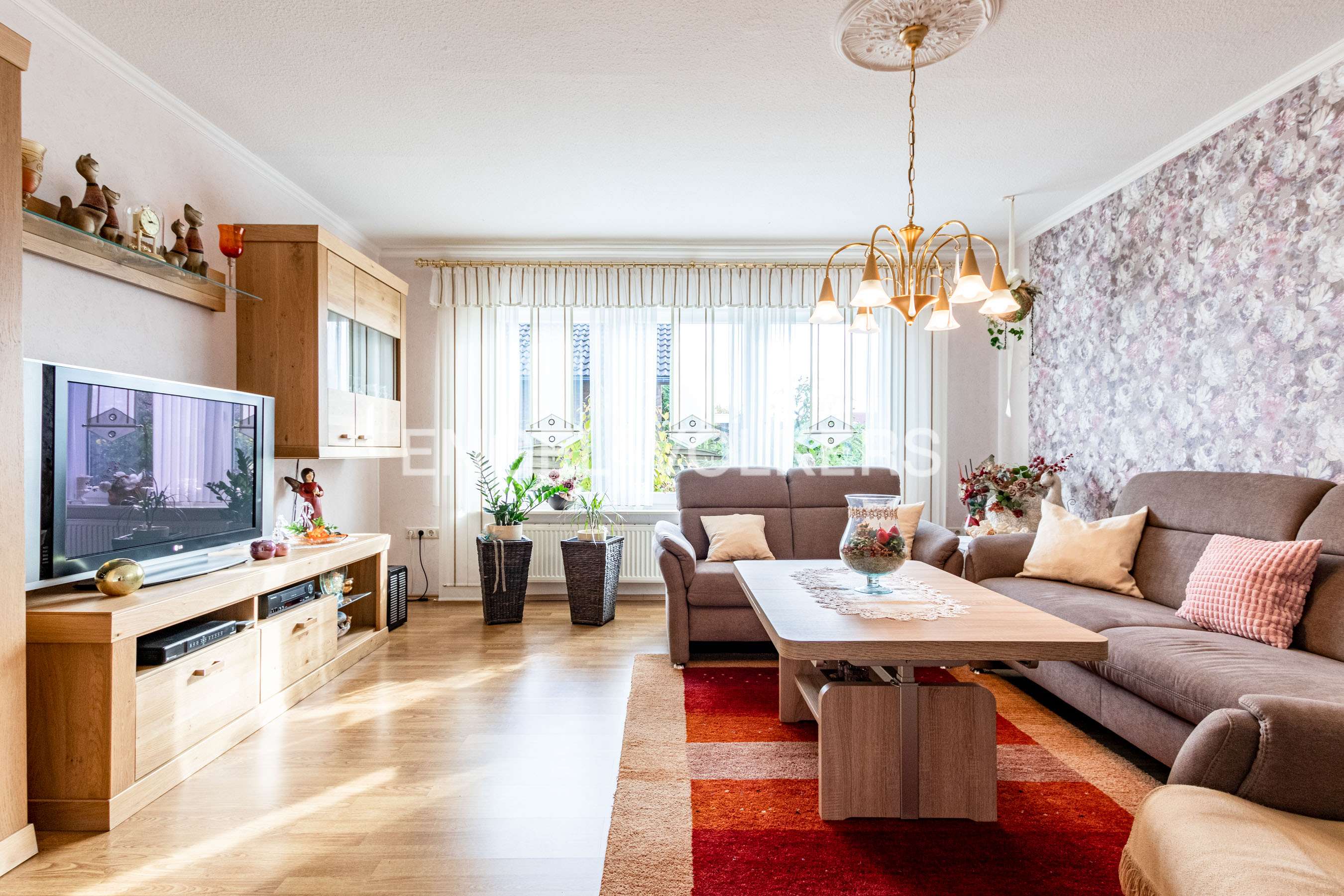 Immobilie in Rhauderfehn - Gepflegtes 3-Parteienhaus zur vielseitigen Nutzung in bevorzugter Lage! - Bild 6