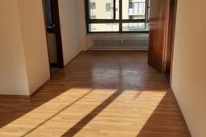 Ruhig Wohnen direkt am Waldrand mit Vogelgezwitscher – Gustav-Mahler-Straße 26, 70195 Botnang-Süd, Stuttgart – Vorschaubild 5