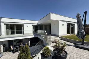 Katip | TOP ANGEBOT - Exklusives Architektenhaus in Königsbrunn – Modernes Wohnen mit Stil – Die vollständige Adresse der Immobilie erhältst du vom Anbieter., 86343 Königsbrunn – Vorschaubild 3