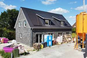 Krusenbusch: 4-Zimmer Doppelhaushälfte in Südausrichtung | Carport | KFW 40 – Die vollständige Adresse der Immobilie erhältst du vom Anbieter., 26135 Krusenbusch, Oldenburg (Oldenburg) – Vorschaubild 1