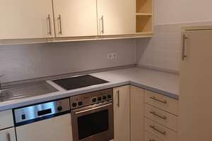 Sonnige, gepflegte 2-Zimmer-Wohnung mit Balkon und Einbauküche in Kirchheim b.München – Am Sportpark 3, 85551 Kirchheim bei München – Vorschaubild 9