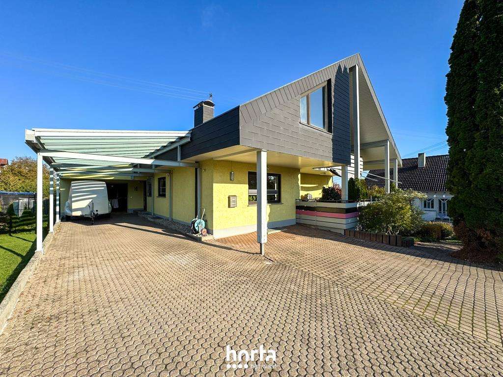 Immobilie in Neuhausen ob Eck - Saniertes Einfamilienhaus mit ELW und ausbaufähigem Dachspeicher – Neuhausen ob Eck - Bild 1