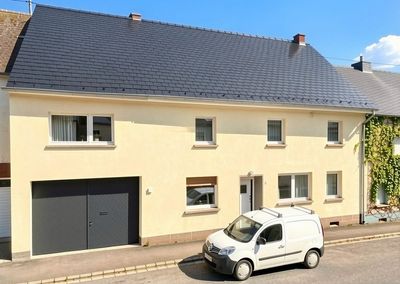 Haus mit viel Potenzial und Lagerhalle Renditeobjekt