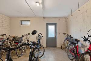 Vermietete 2-Zimmer-Wohnung (75 m²) mit XL-Balkon & Tiefgarage – Ideal für spätere Eigennutzer – Die vollständige Adresse der Immobilie erhältst du vom Anbieter., 76149 Neureut, Karlsruhe – Vorschaubild 8