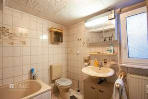Einfamilienhaus, Ladenlokal und viel Grundstück - mitten in Bergheim – Die vollständige Adresse der Immobilie erhältst du vom Anbieter., 50126 Bergheim – Vorschaubild 13