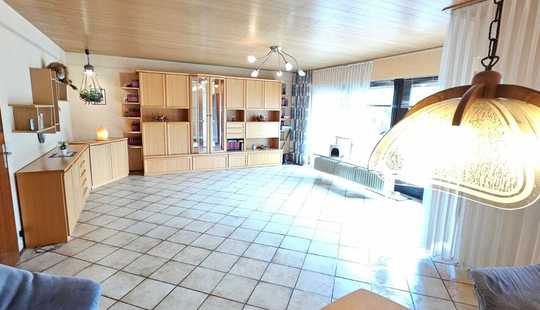 Bild von Bungalow mit 6 Zimmern, Garten und Garage sucht neue Besitzer!