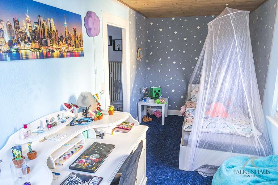 Immobilie in Remscheid - Wovon Großfamilien träumen 
Einfamilienhaus mit Garten, 2 Terrassen und mitten im Zentrum - Bild 13