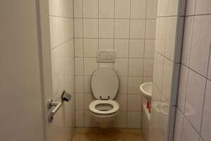 Exklusive Altbauwohnung: 5 Zimmer & 120 m² – urbanes Wohnen mitten in der Innenstadt – Langgasse 12, 65183 Mitte, Wiesbaden – Vorschaubild 11