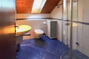 Ihr Traumhaus im Grünen: Reihenendhaus mit Garten, Terrasse und Garage – Stuttgart – Vorschaubild 17