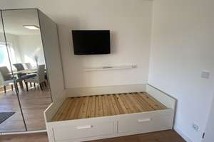 Renovierte 1 Zimmer Wohnung in ruhiger, zentraler Lage mit Balkon und Aufzug  – Vordere Marktstraße 6, 90411 Schweinau, Nürnberg – Vorschaubild 5