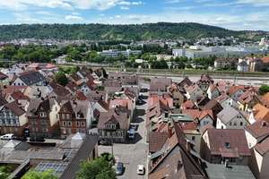 Über den Dächern von Untertürkheim: Wohnung mit Loggia und Weitblick auf die Weinberge! – 70327 Untertürkheim (Ortsteil), Stuttgart – Vorschaubild 5