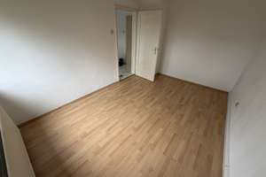 Schön geschnittene helle 2,5-Zimmer Wohnung in Karlsruhe Oststadt zur Eigennutzung – Rintheimer Str. 78, 76131 Oststadt, Karlsruhe – Vorschaubild 7
