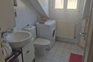 Freundliche helle 3-Zimmer-DG-Wohnung, sonniger Dach-Balkon hinter der Residenz – Sankt-Benedikt-Straße 11, 97072 Altstadt, Würzburg – Vorschaubild 11